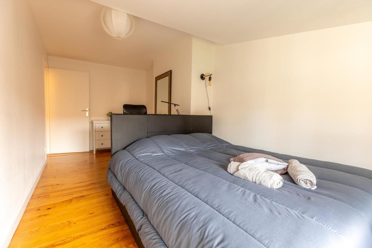 Le Double Pirou # 2 Appartements # Halte Auvergne Thiers Exteriér fotografie