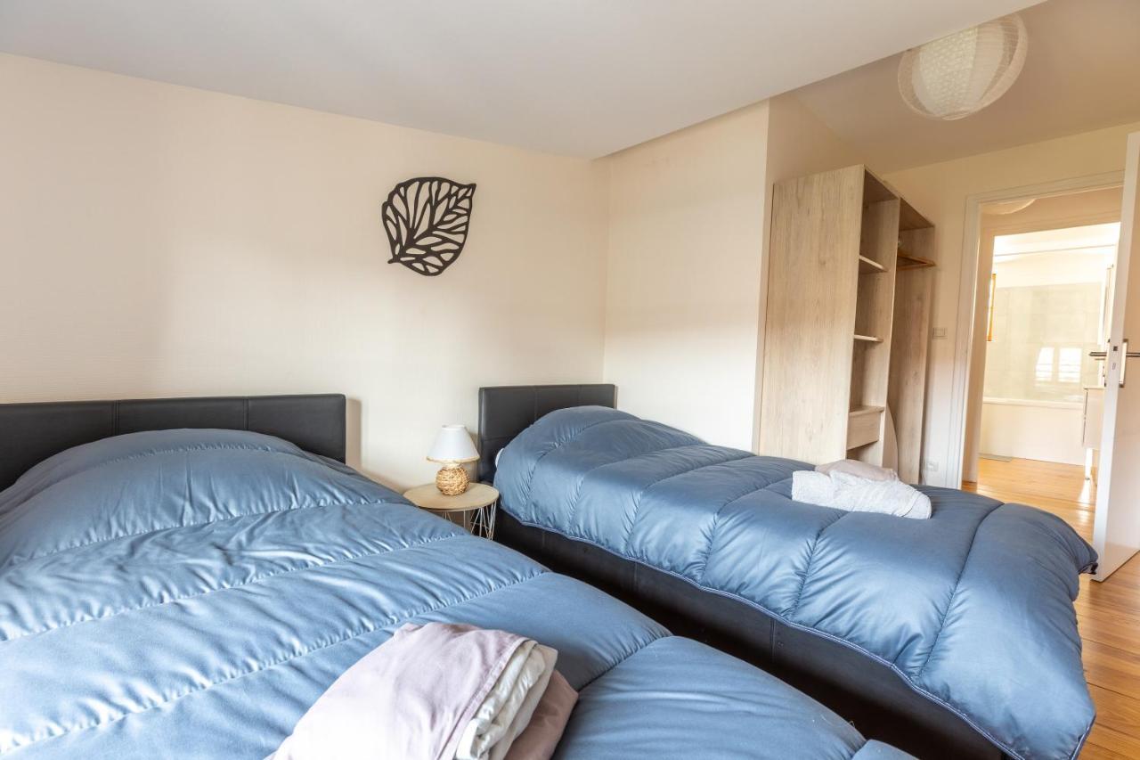 Le Double Pirou # 2 Appartements # Halte Auvergne Thiers Exteriér fotografie