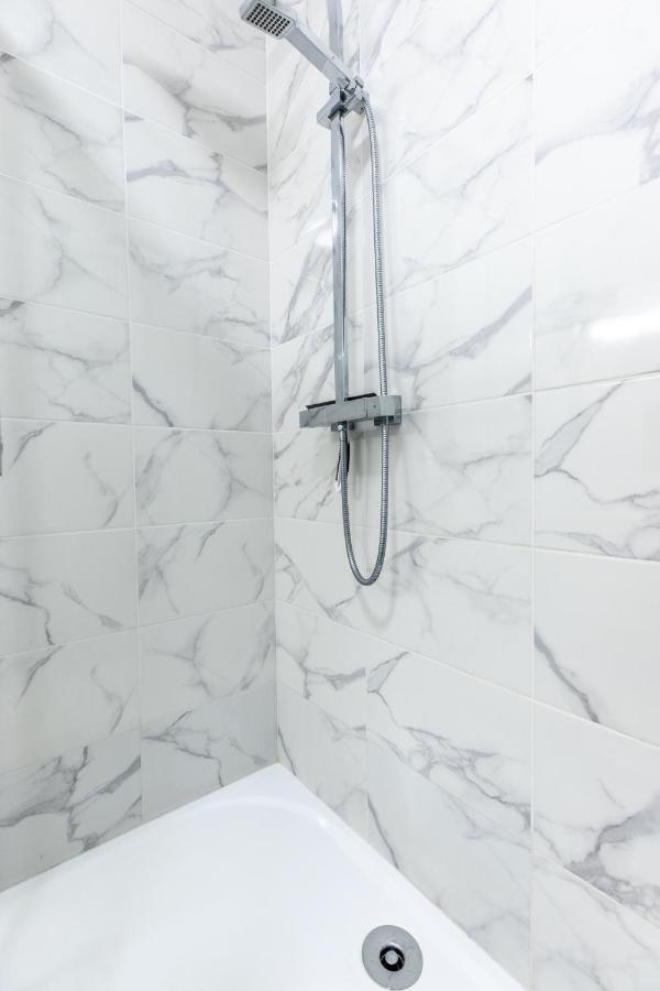 Le Double Pirou # 2 Appartements # Halte Auvergne Thiers Exteriér fotografie